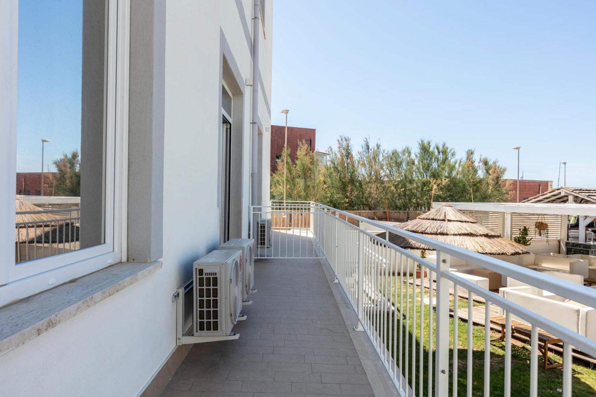 Residence Torvaianica Kültér fotó